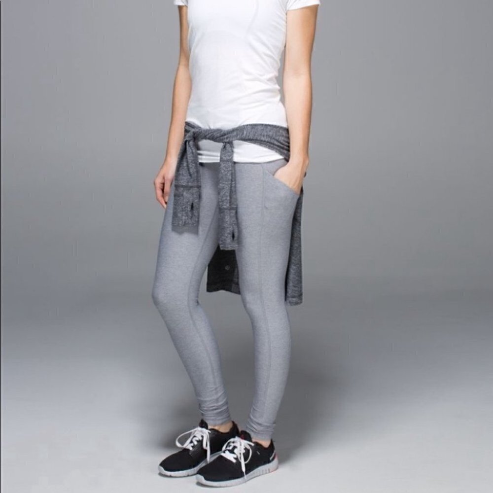 Lululemon Speed Tight IIHeathered Slate / Wi14 Quilt 23 sz 6 grey
